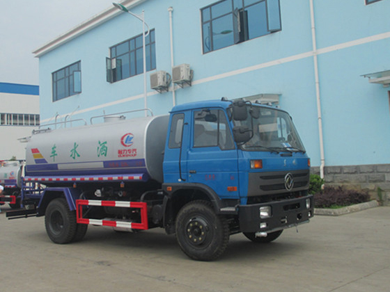東風145/12噸灑水車(chē)